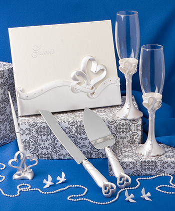 Interlocking heart themed wedding day accessory set-wedding day accessory set,heart themed wedding accessory ideas
