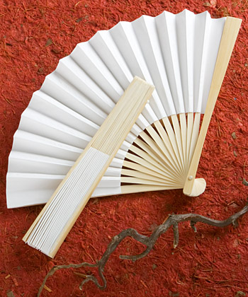 Elegant White folding fans-Elegant white folding fans