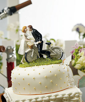 A Kiss Above Bicycle Couple Romantic Wedding Cake Topper-A Kiss Above Bicycle Couple Romantic Wedding Cake Topper