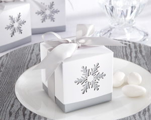 Winter Dreams Laser-Cut Snowflake Favor Box (Set of 24)-Winter Dreams Laser-Cut Snowflake Favor Box
