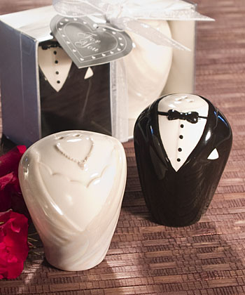 Adorable Bride & Groom Salt & Pepper Shaker Favors-